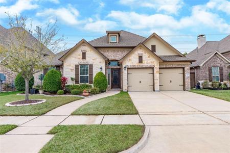 636 Pertonila Lane