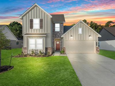 111 Lakeway Circle
