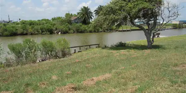 Image 2: CANAL