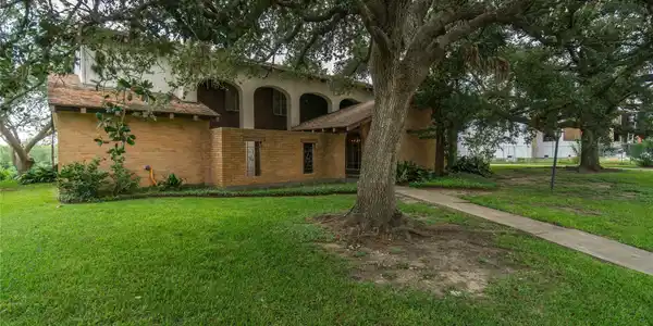 18210 Nassau Bay Drive