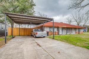 412 E Pearce Street