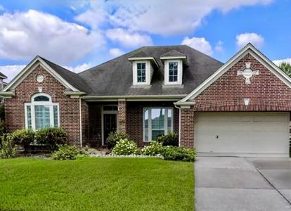 1062 Cayman Bend Lane