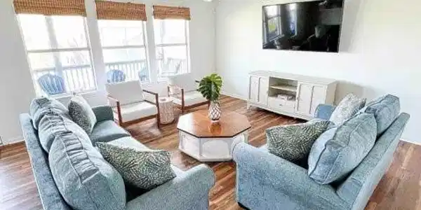 Image 4: this is a three bedroom/two bathroom home with an