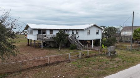 963 Gulfview Drive