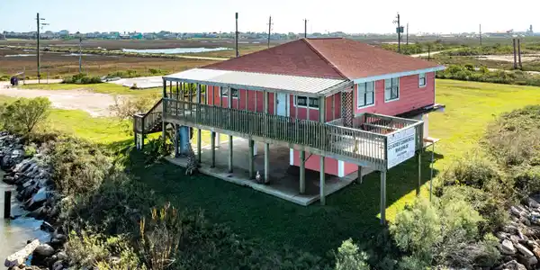 Image 2: on Intracoastal Canal