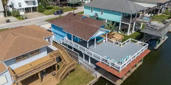 523 Pompano Street