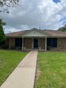2004 Texoma Street