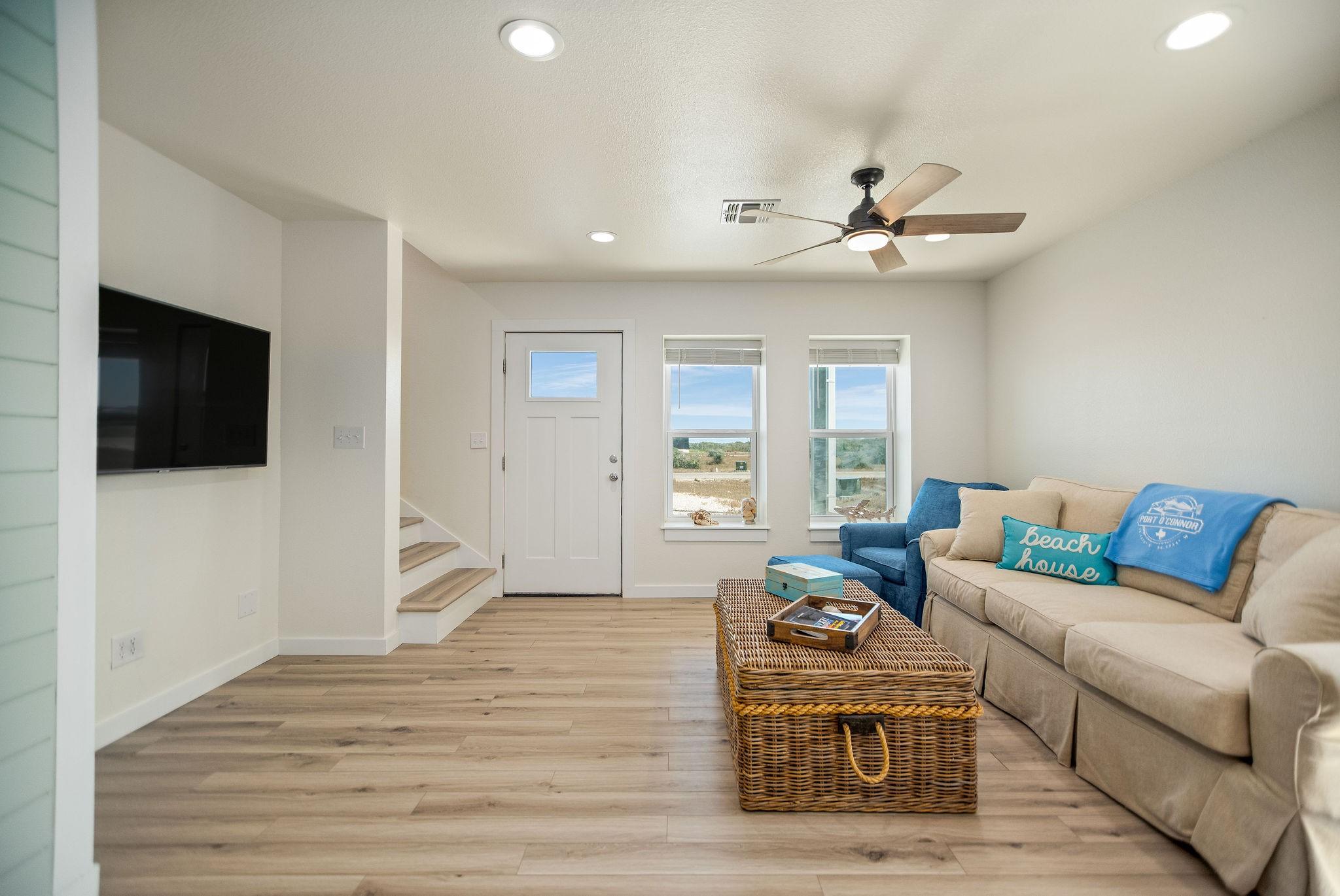 Image 3: Family Room