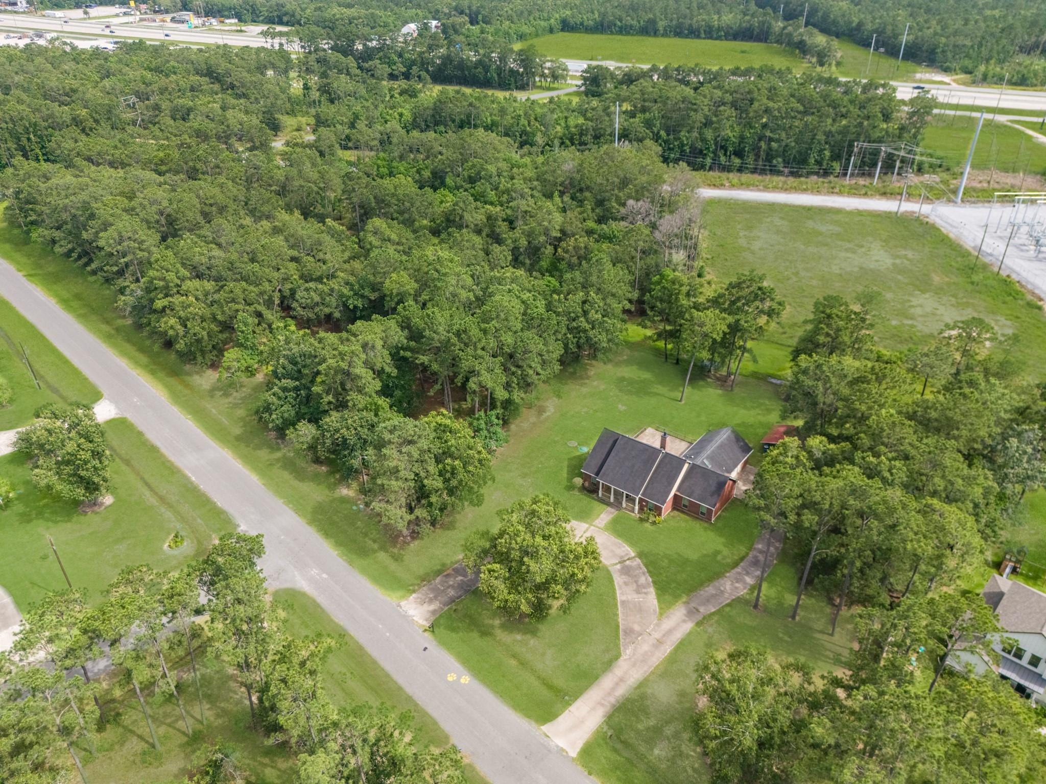 Image 2: This home is situated on 3.7 Acres