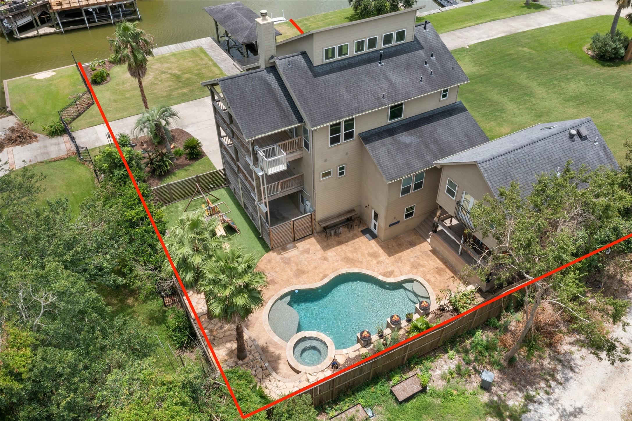 Image 2: Check out the size of this property...just shy of