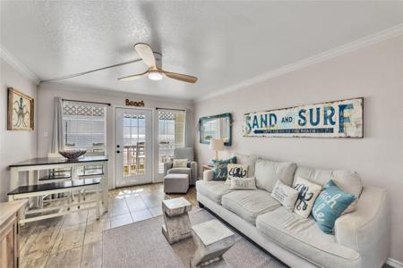 6300 Seawall Boulevard