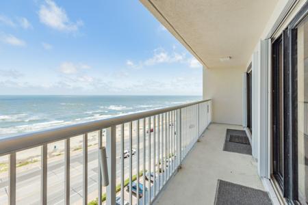 7700 Seawall Boulevard