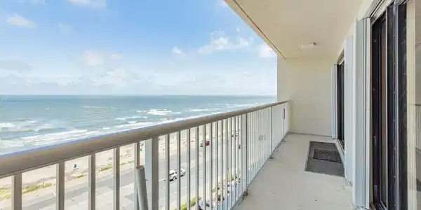 7700 Seawall Boulevard