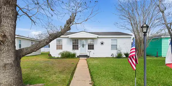 1406 W 6th Street