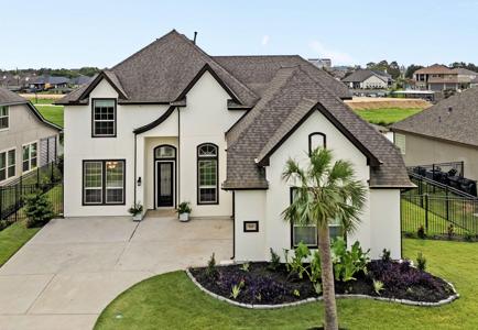 528 Amalfi Drive Drive