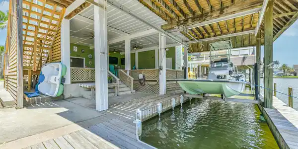 1823 Tiki Drive
