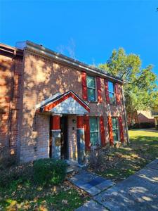 3201 Briar Court