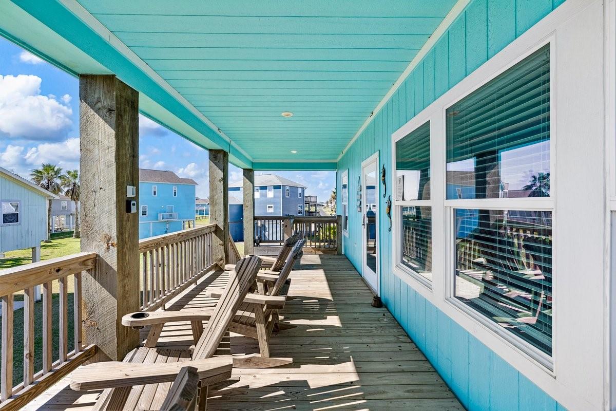 Image 3: Front porch