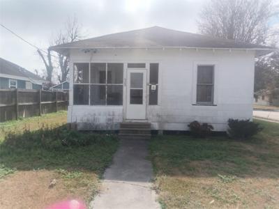 223 W Gulf Street