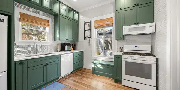 Image 2: 2nd floor - This kitchen features elegant beachy-g