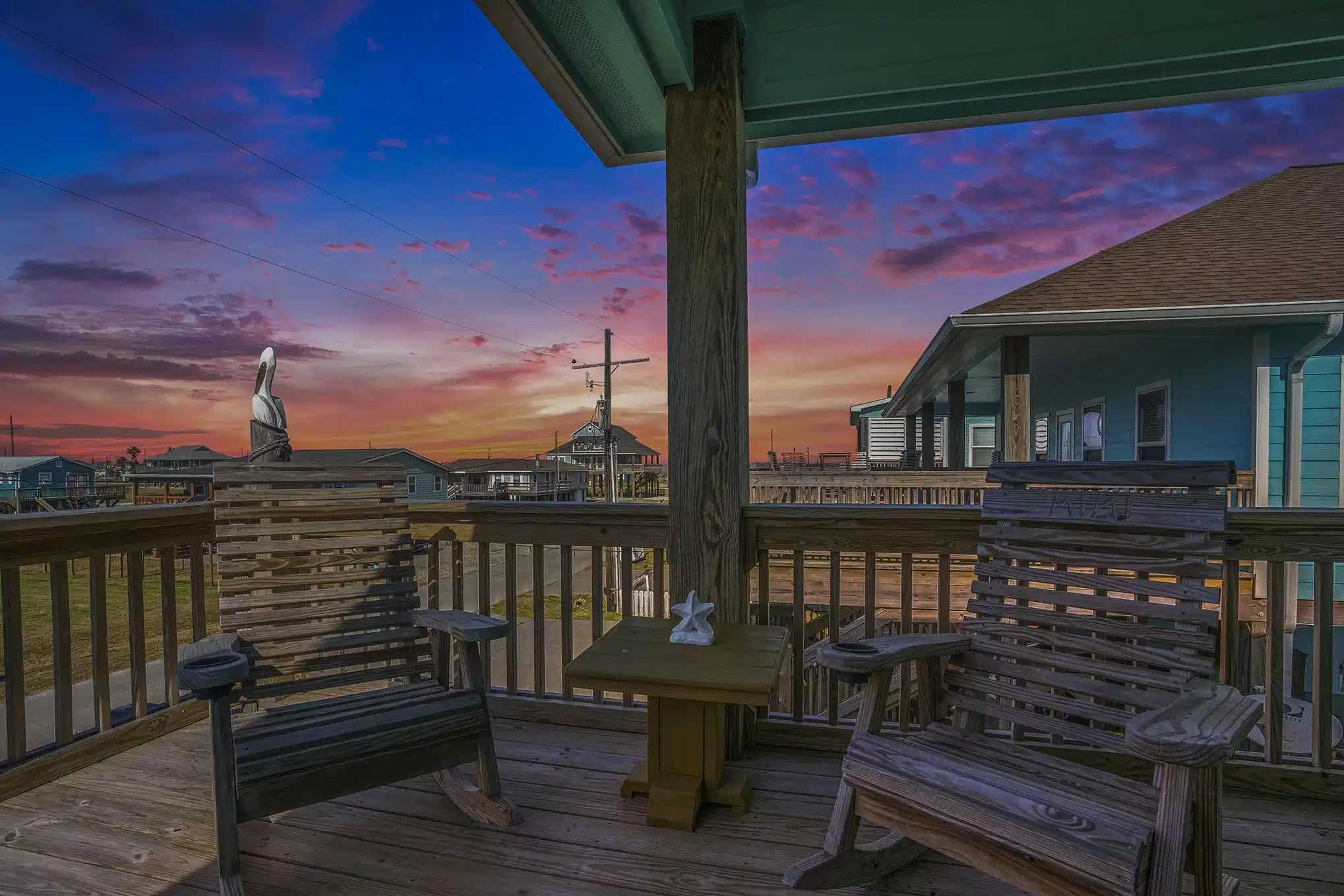 Image 1: Relax at this well maintained home located in a qu