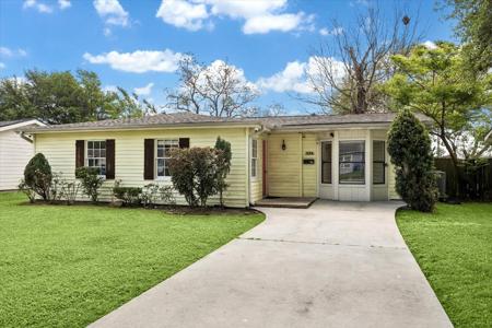 1517 Wayside Drive