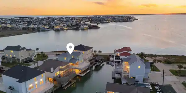 Image 2: Sunset lovers and boaters, this
is the one. Nestl