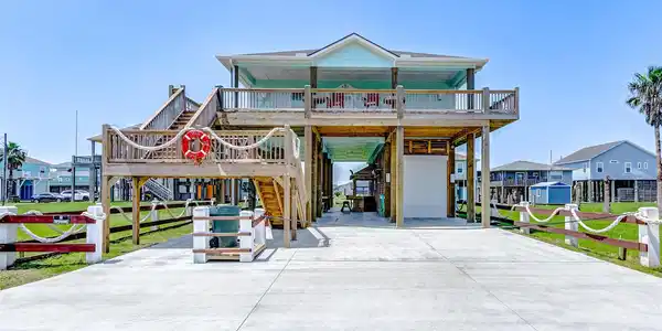 851 Palmetto Drive