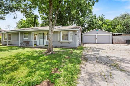 4444 18th Street