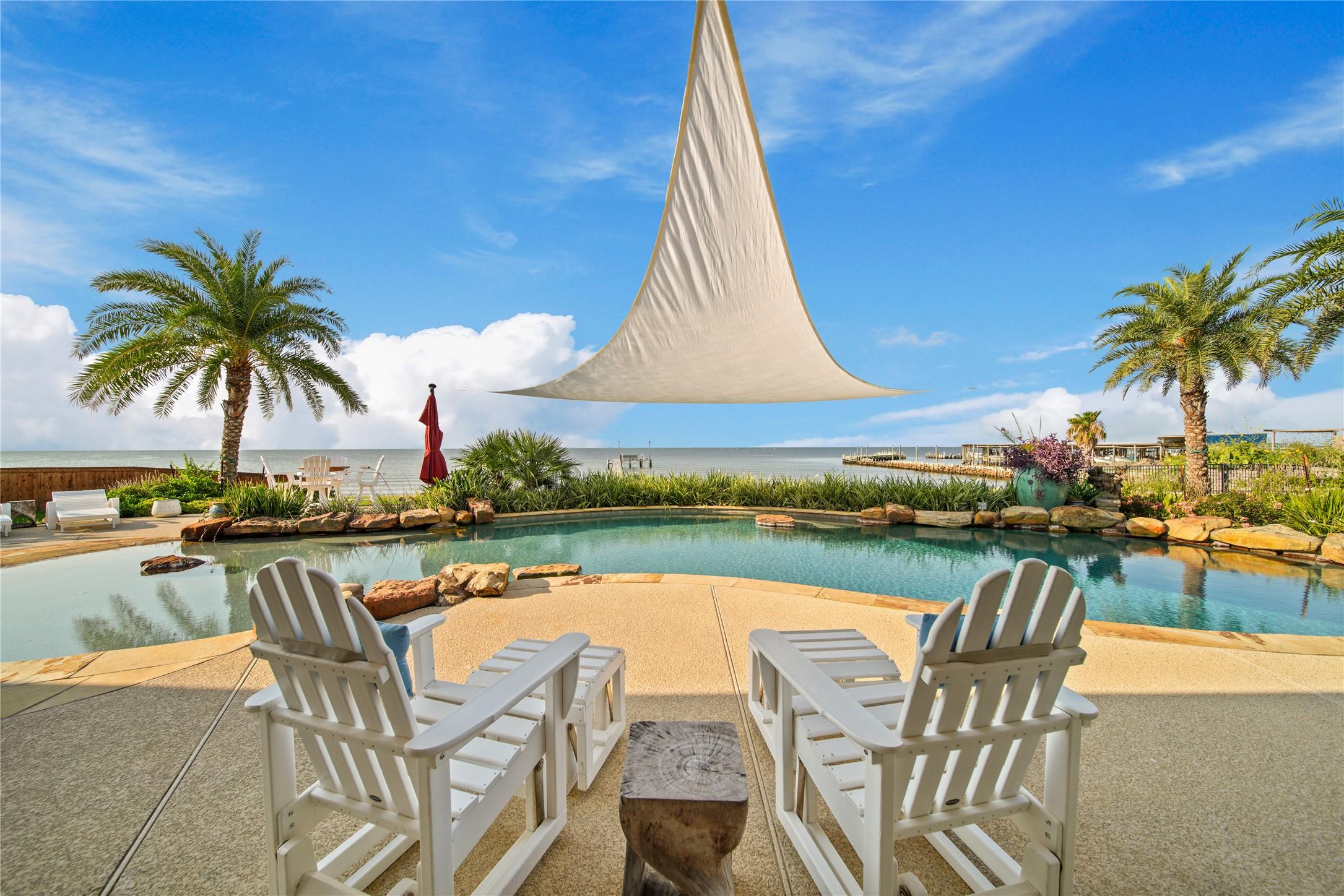 Image 1: Wake up to this Fabulous View Every Single Day!!!