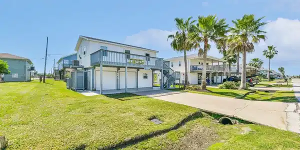 4110 Fort Bend Drive