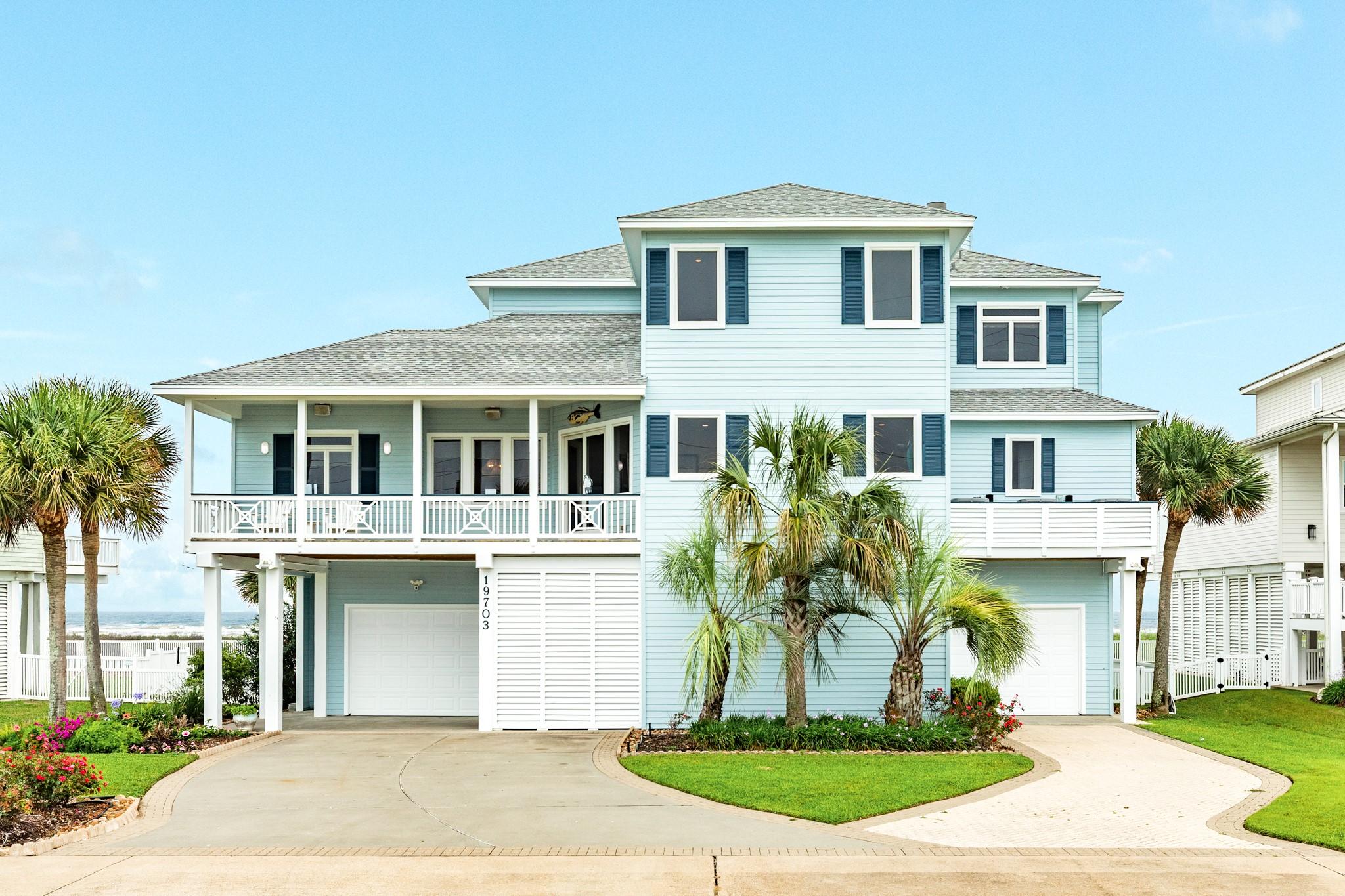 Image 3: 19703 Shores Drive