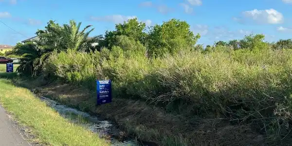 1205 Canal