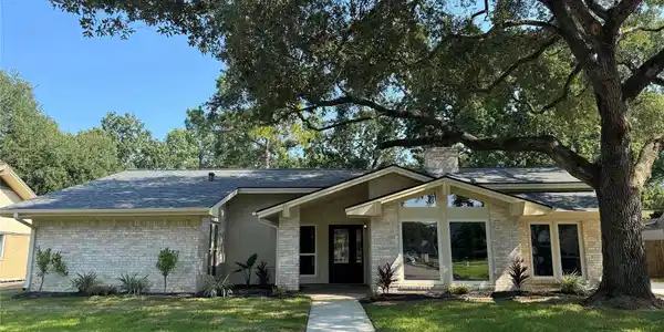 4214 Honey Oaks Drive
