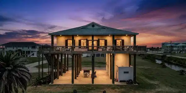 810 Casa Drive