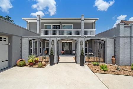 3026 Bayou Drive