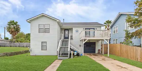 1901 Bayou Homes Drive
