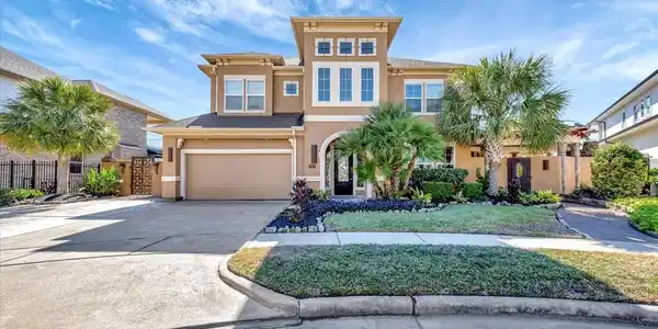 2417 Blue Canoe Court