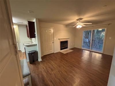 7600 Emmett F Lowry Expressway