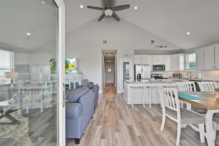 4207 Navarro Drive