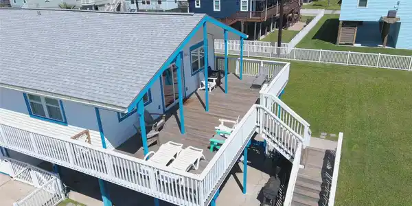 Image 4: New roof 2023!