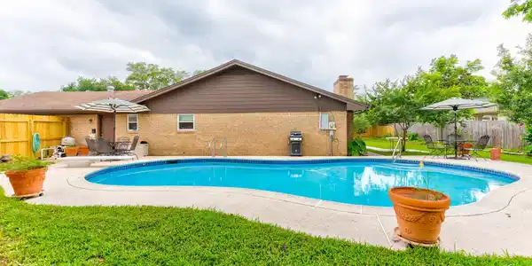 4359 Parkmead Drive