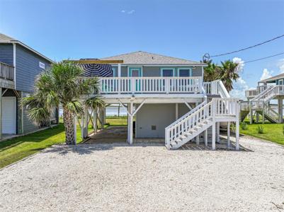 4527 Bayshore Drive