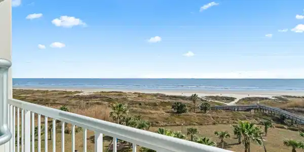 1401 E Beach Drive