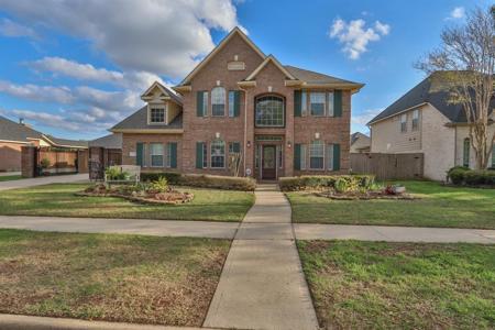 2225 Scenic Shore Drive