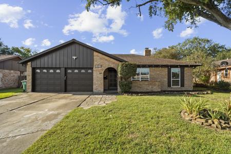 16318 Thunderbay Drive