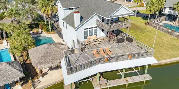 1319 Coral Way