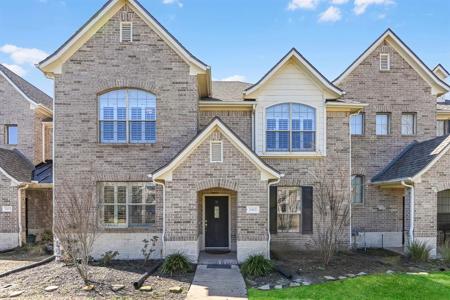 2412 Clippers Square