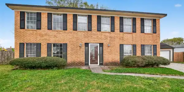 16006 El Toro Court