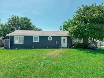 224 Maple Drive